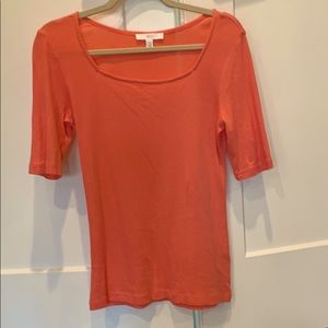 Coral 3/4 sleeve t-shirt with square neckline